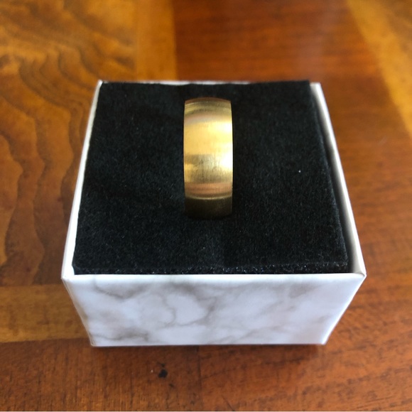 Men’s matte frosted titanium steel wide gold band ring NWT 9 - Picture 4 of 9